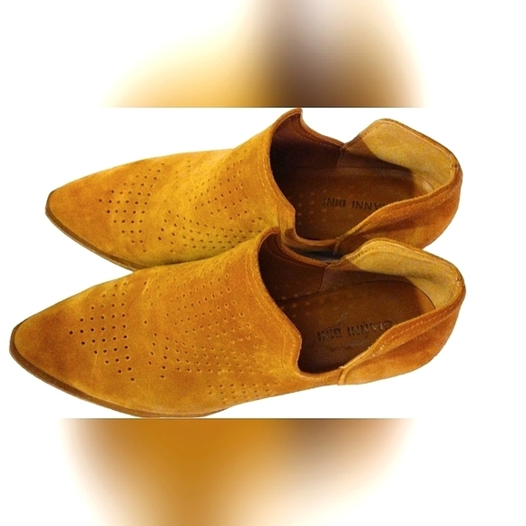 gianni BINI TAN CUT OUT Ankle Boots SZ 7M - Picture 2 of 7